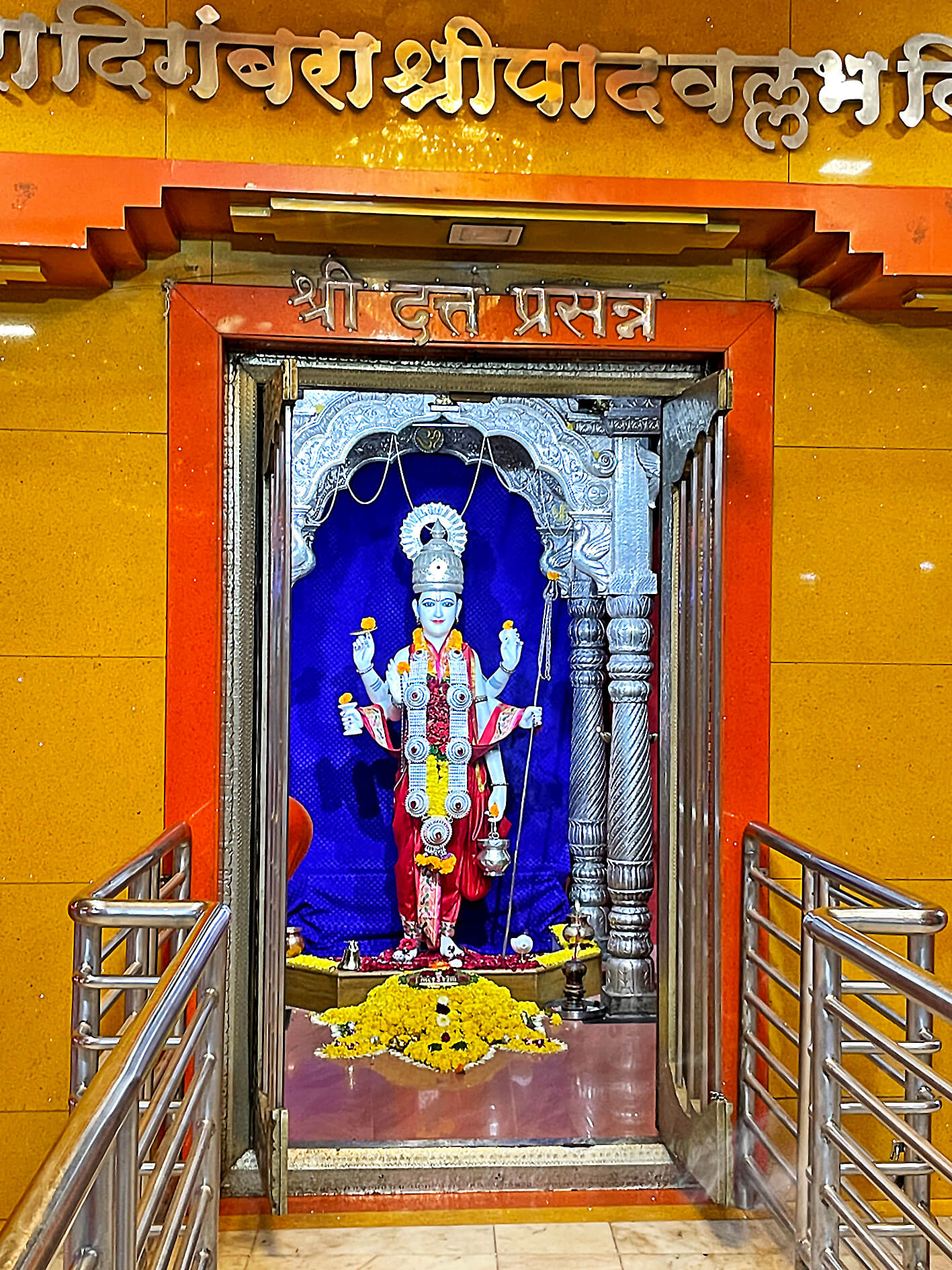 Narayanpur Temple